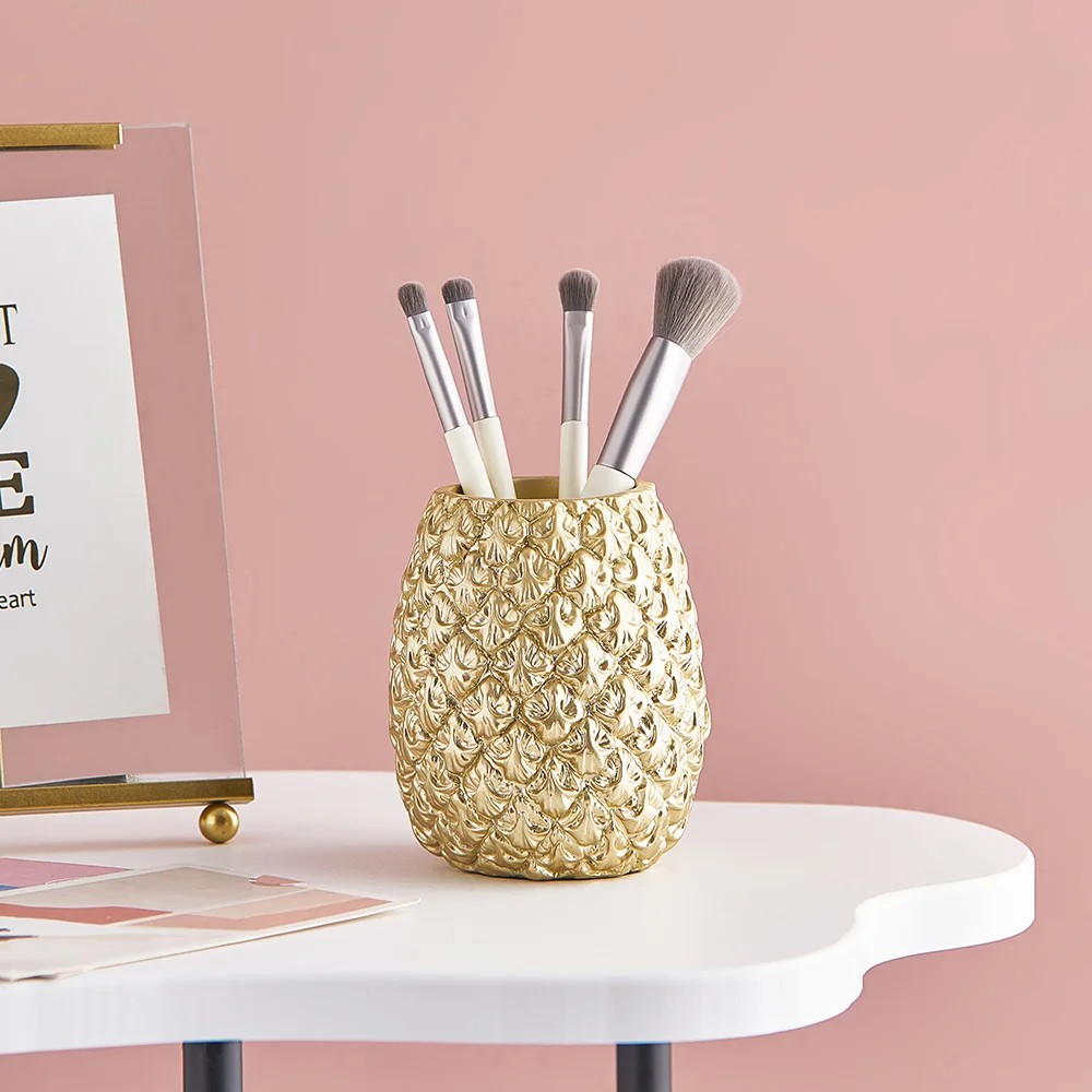 Pen Holder Desk Home Decor Pineapple Statue Organizer Home Decoration Makeup Brush Storage Office Home Storage Box Kids Gift
Pen Holder Desk Home Decor Pineapple Statue Organizer Home Decoration Makeup Brush Storage Office Home Storage Box Kids Gift