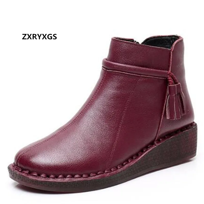 2020 New High Quality Cowhide Autumn Ankle Boots Flat Wedges Soft-soled Women's Boots Plus Size Fashion Warm Shoes Winter Boots
2020 New High Quality Cowhide Autumn Ankle Boots Flat Wedges Soft-soled Women's Boots Plus Size Fashion Warm Shoes Winter Boots