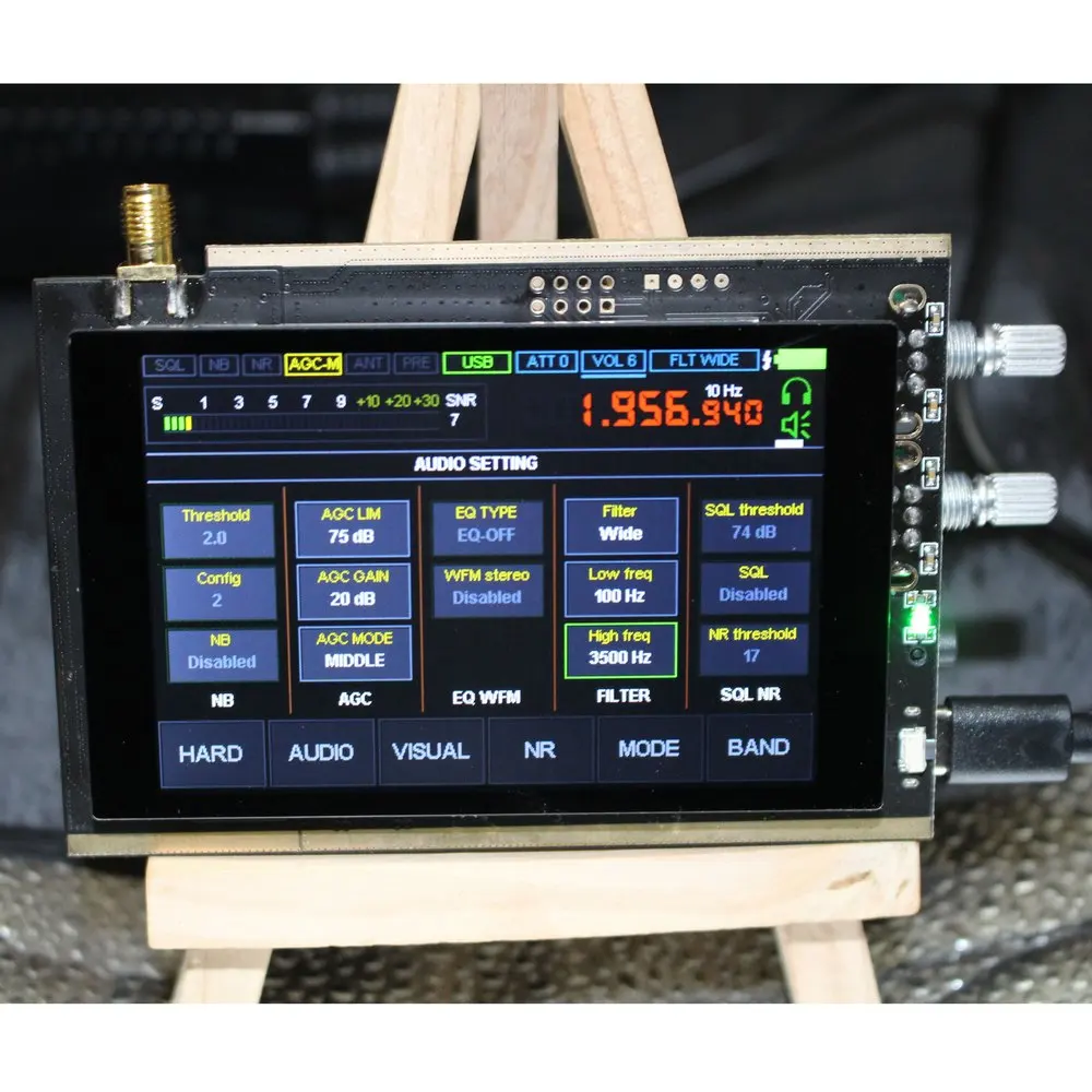 

50KHz-200MHz Malachite SDR Radio Malahit DSP 3.5 Inch Touching Screen SDR HAM Transceiver Receiver STM32H742 sdr
