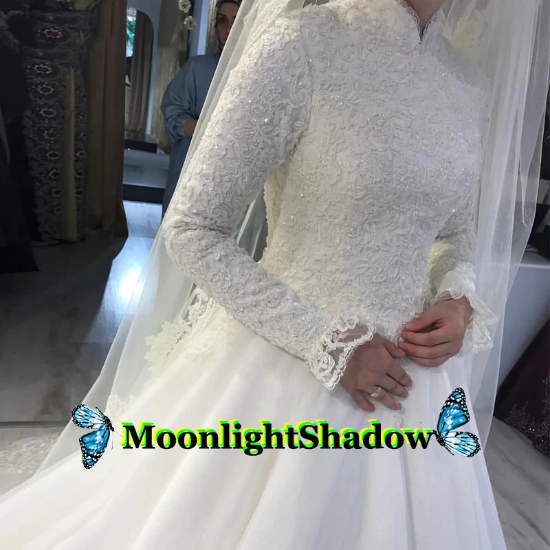 Elegant Muslim Wedding Dresses High Neck Ball Gown Lace Appliques Dubai Arabic Saudi Robe De Mariee Custom Made Plus Size
Elegant Muslim Wedding Dresses High Neck Ball Gown Lace Appliques Dubai Arabic Saudi Robe De Mariee Custom Made Plus Size