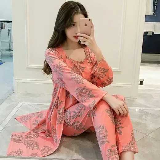 3PCS Rayon Pajamas Set Women Print Daisy Pyjamas Sweet Strap Top & Shorts Sleepwear Spring Summer New Loose Home Wear M-XL
3PCS Rayon Pajamas Set Women Print Daisy Pyjamas Sweet Strap Top & Shorts Sleepwear Spring Summer New Loose Home Wear M-XL