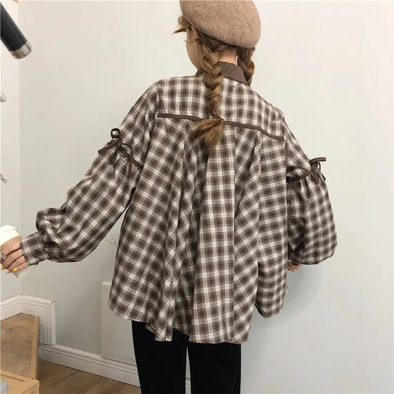 New 2021 Spring Autumn Women Korean Sweet Double Layer-collar Color Block Bandage Plaid Top Loose Single-breasted T-shirts Y690
New 2021 Spring Autumn Women Korean Sweet Double Layer-collar Color Block Bandage Plaid Top Loose Single-breasted T-shirts Y690