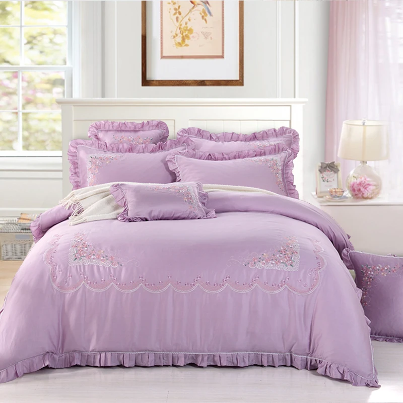 Oriental Embroidered Bedding set 60S Cotton Tribute silk bed set 4Pcs King Queen size bed/flat sheet set Duvet cover 36
Oriental Embroidered Bedding set 60S Cotton Tribute silk bed set 4Pcs King Queen size bed/flat sheet set Duvet cover 36