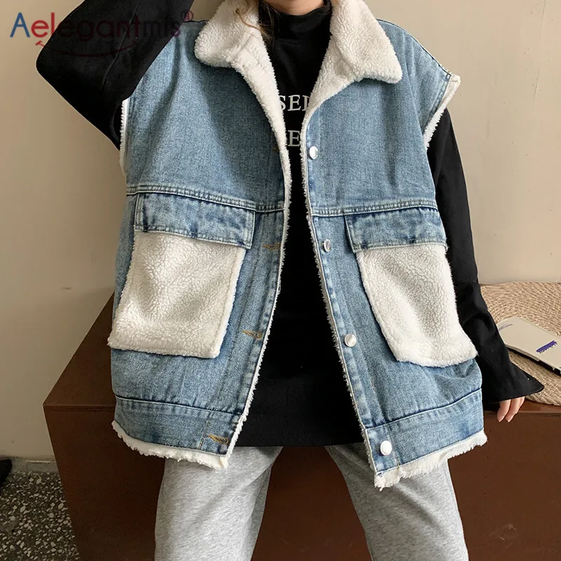 Fashion Loose Thicken Denim Vest Women Lambs Wool Patchwork Oversized Jackets Vest Lady Korea Fleece Sleeveless Tops
Fashion Loose Thicken Denim Vest Women Lambs Wool Patchwork Oversized Jackets Vest Lady Korea Fleece Sleeveless Tops