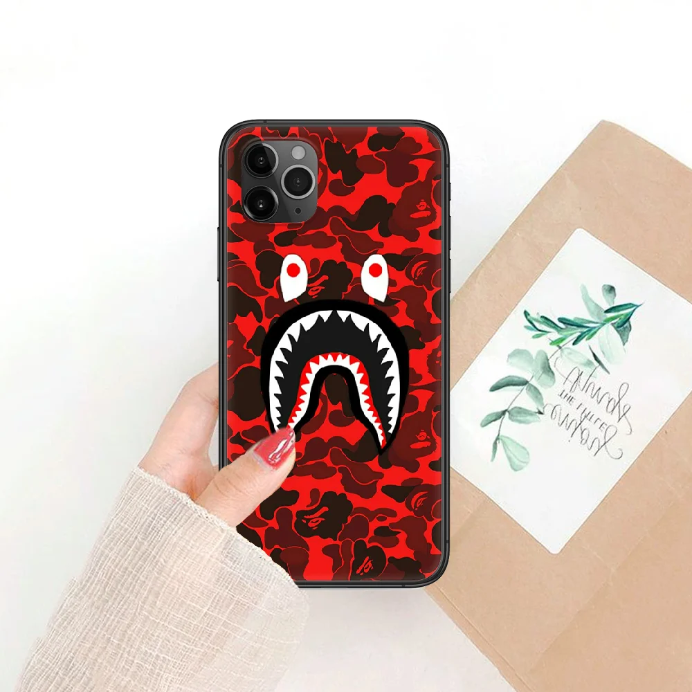 Fashion Bapes Brand Phone Case Cover Hull For iphone 5 5s se 2 6 6s 7 8 12 mini plus X XS XR 11 PRO MAX black soft back fashion
Fashion Bapes Brand Phone Case Cover Hull For iphone 5 5s se 2 6 6s 7 8 12 mini plus X XS XR 11 PRO MAX black soft back fashion