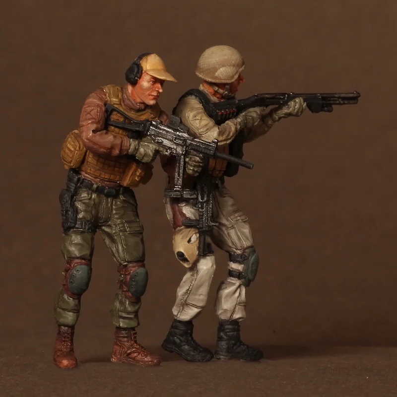 1/35 фигурка модели из смолы GK, военная тема, несобранный и Неокрашенный комплект
1/35 фигурка модели из смолы GK, военная тема, несобранный и Неокрашенный комплект