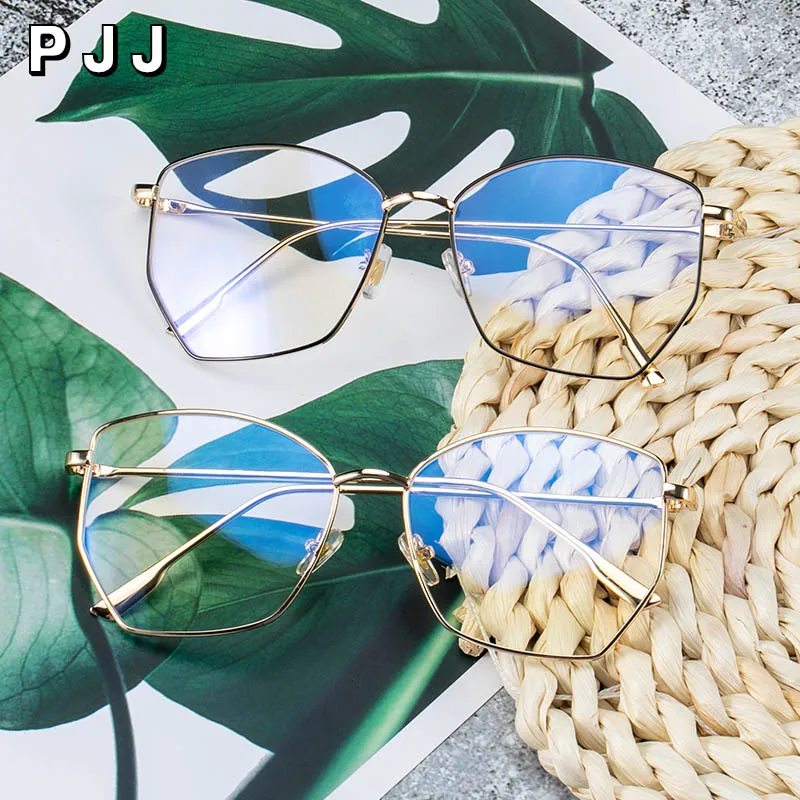 2021 Retro Irregular Sunglasses Women Metal Transparent Sun Glasses UV400 Oversized Sunglases Eyewear
2021 Retro Irregular Sunglasses Women Metal Transparent Sun Glasses UV400 Oversized Sunglases Eyewear