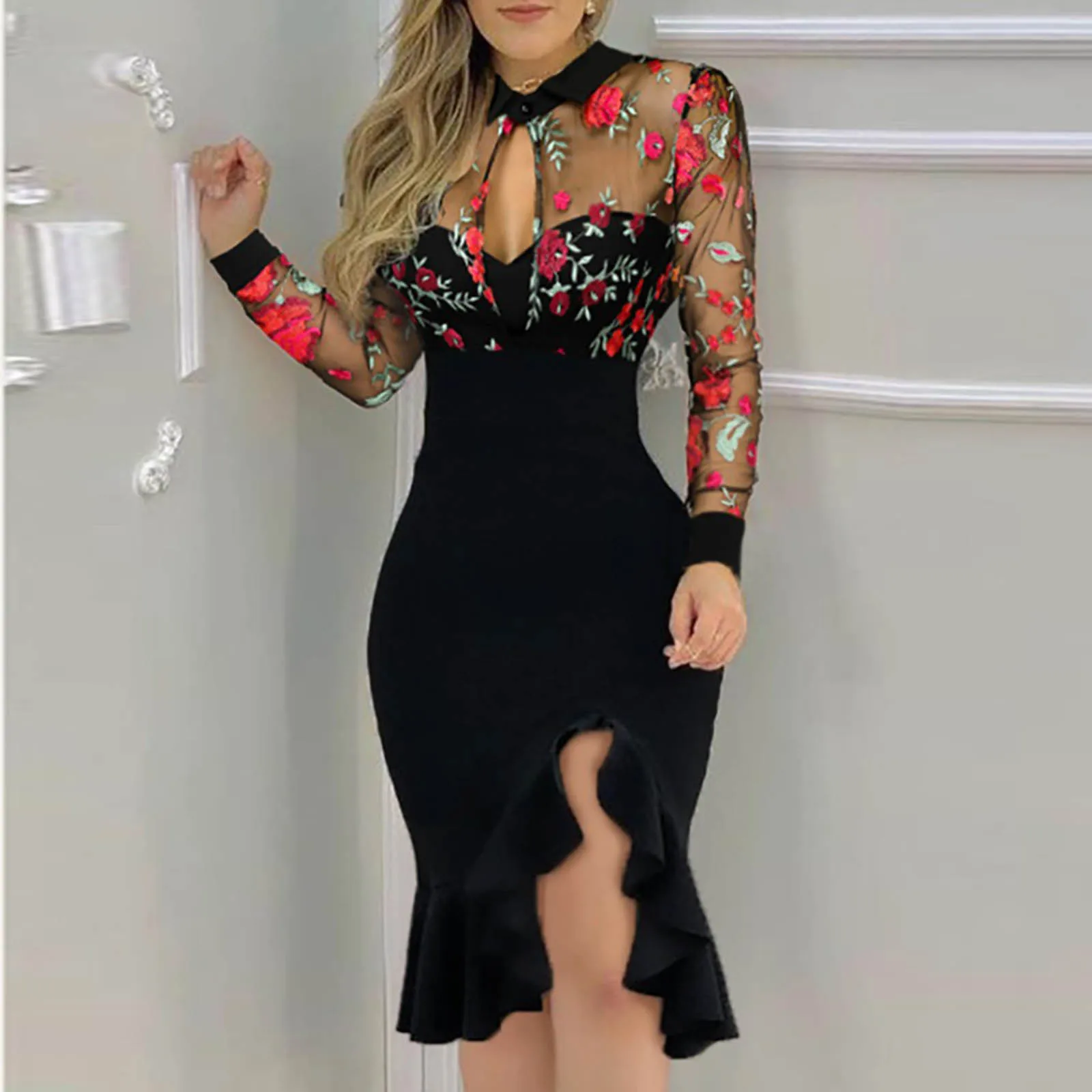 Women Slit Ruffles Dress Summer Sexy Lace Slimming Hem Floral Embroidery Sundress Trangsparent Red Pink Dresses Streetwear 2021
Women Slit Ruffles Dress Summer Sexy Lace Slimming Hem Floral Embroidery Sundress Trangsparent Red Pink Dresses Streetwear 2021