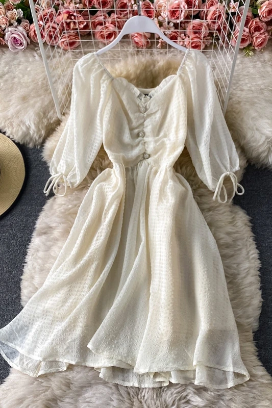 New women's V-neck off white knee length dress 2021 summer women's short sleeve solid casual oversize A-line dress Vestidos
New women's V-neck off white knee length dress 2021 summer women's short sleeve solid casual oversize A-line dress Vestidos