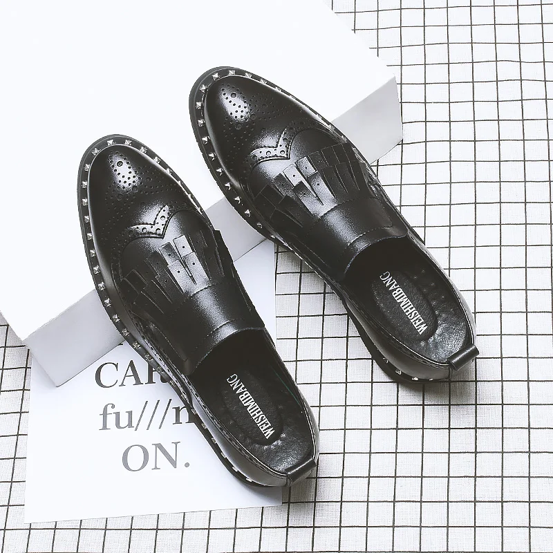 Korean style men's fashion party nightclub dresses genuine leather shoes black brogue loafers slip-on lazy shoe bullock sneakers
Korean style men's fashion party nightclub dresses genuine leather shoes black brogue loafers slip-on lazy shoe bullock sneakers
