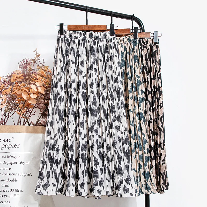 Fashion Summer Leopard Print Long Maxi Pleated Skirts Women Korean Elastic High Waist Aesthetic Chiffon Skirt Female
Fashion Summer Leopard Print Long Maxi Pleated Skirts Women Korean Elastic High Waist Aesthetic Chiffon Skirt Female