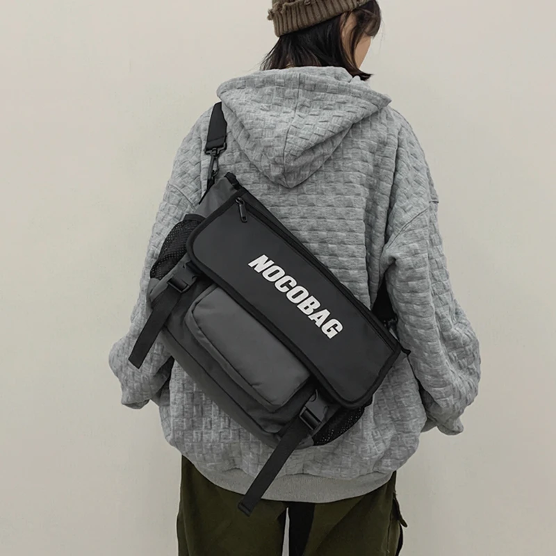 Messenger Bag for Women Men High Quality Anti-tear Oxford Flap Shoulder Bag Multi-functional Travel Crossbody Bag
Messenger Bag for Women Men High Quality Anti-tear Oxford Flap Shoulder Bag Multi-functional Travel Crossbody Bag