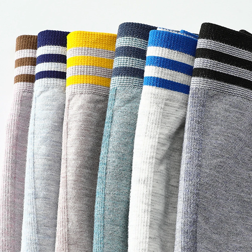 Men's underwear cotton seamless modal seamless boxer shorts colored cotton mid-waist Fitted Stretch Soft Comfort Men Shorts
Men's underwear cotton seamless modal seamless boxer shorts colored cotton mid-waist Fitted Stretch Soft Comfort Men Shorts