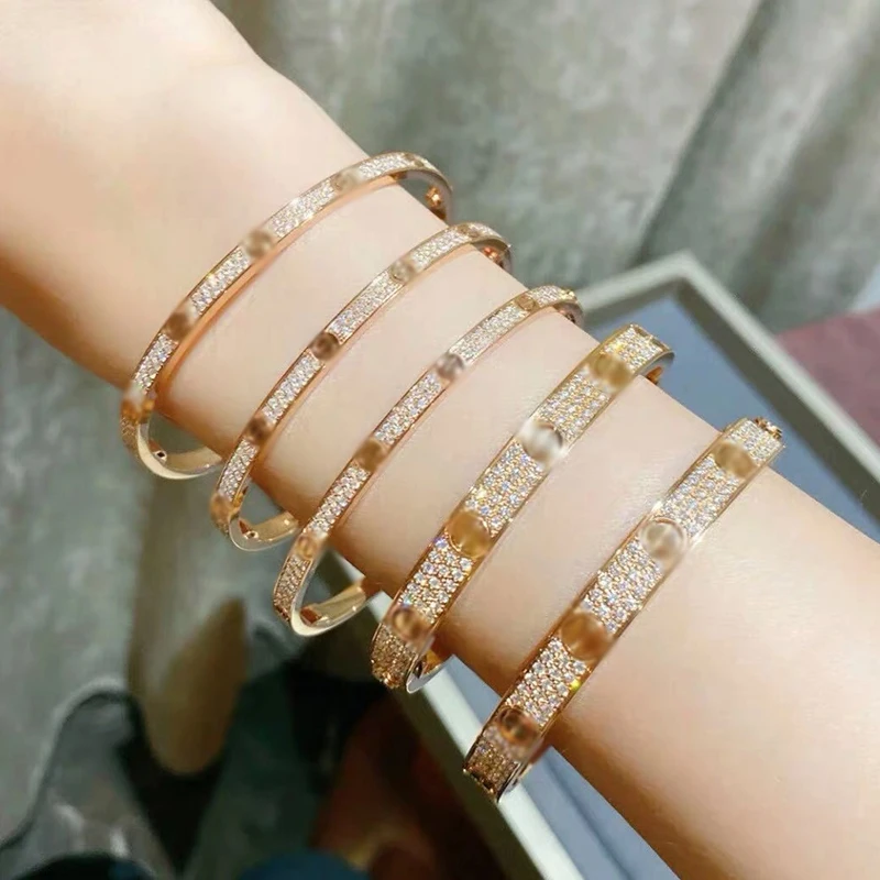 925 Sterling Silver 1:1 Making Two Rows Of Full Diamond Bracelet Luxury Brand High Quality Valentine's Day Women's Anniversary G
925 Sterling Silver 1:1 Making Two Rows Of Full Diamond Bracelet Luxury Brand High Quality Valentine's Day Women's Anniversary G