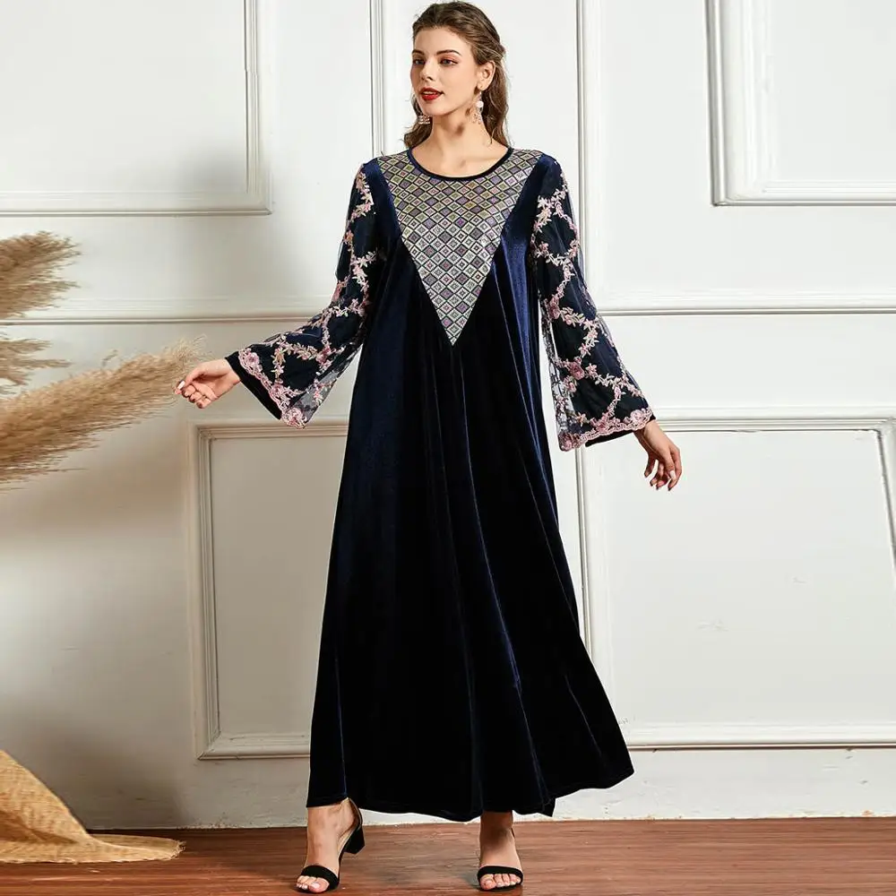 Winter Women Long Dress Loose Velvet Plus Size 4XL Floral Embroidery Mesh Full Sleeve Muslim Abaya Caftan Casual Turkey Modesty
Winter Women Long Dress Loose Velvet Plus Size 4XL Floral Embroidery Mesh Full Sleeve Muslim Abaya Caftan Casual Turkey Modesty