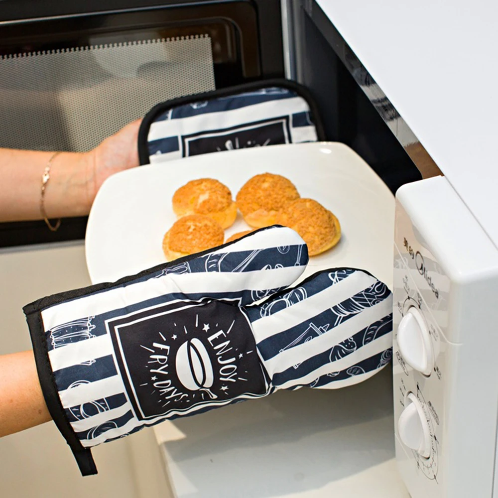 2pc/set Microwave Baking BBQ Glove Special Twill Oven Mitt Heat Resistant Linen Potholders Non-slip Kitchen Cooking Tools Mitten
2pc/set Microwave Baking BBQ Glove Special Twill Oven Mitt Heat Resistant Linen Potholders Non-slip Kitchen Cooking Tools Mitten