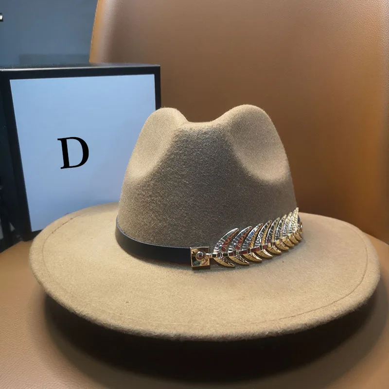 HT216 Ladies Fedora Warm Jazz Hat Femme feutre cap Felt Women Fedora Hats with leaves of metal Belt Vintage Trilby Caps
HT216 Ladies Fedora Warm Jazz Hat Femme feutre cap Felt Women Fedora Hats with leaves of metal Belt Vintage Trilby Caps