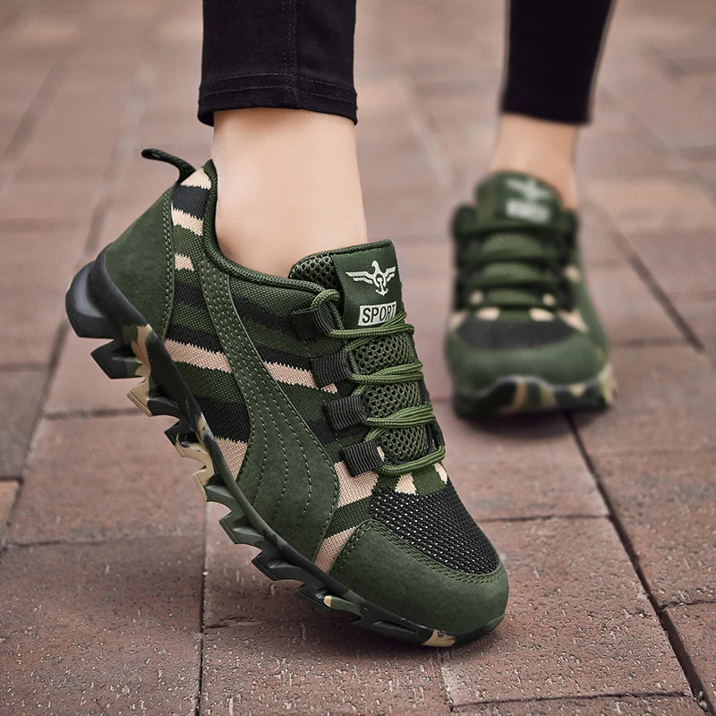 Breathable Camouflage Women Sneakers Flat Men's Casual Shoes Woman Fashion Sport Trainers Ladies Shoes
Breathable Camouflage Women Sneakers Flat Men's Casual Shoes Woman Fashion Sport Trainers Ladies Shoes