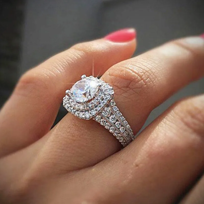 New fashion jewelry jewelry women set with square zircon rings European and American set female hand jewelry
New fashion jewelry jewelry women set with square zircon rings European and American set female hand jewelry
