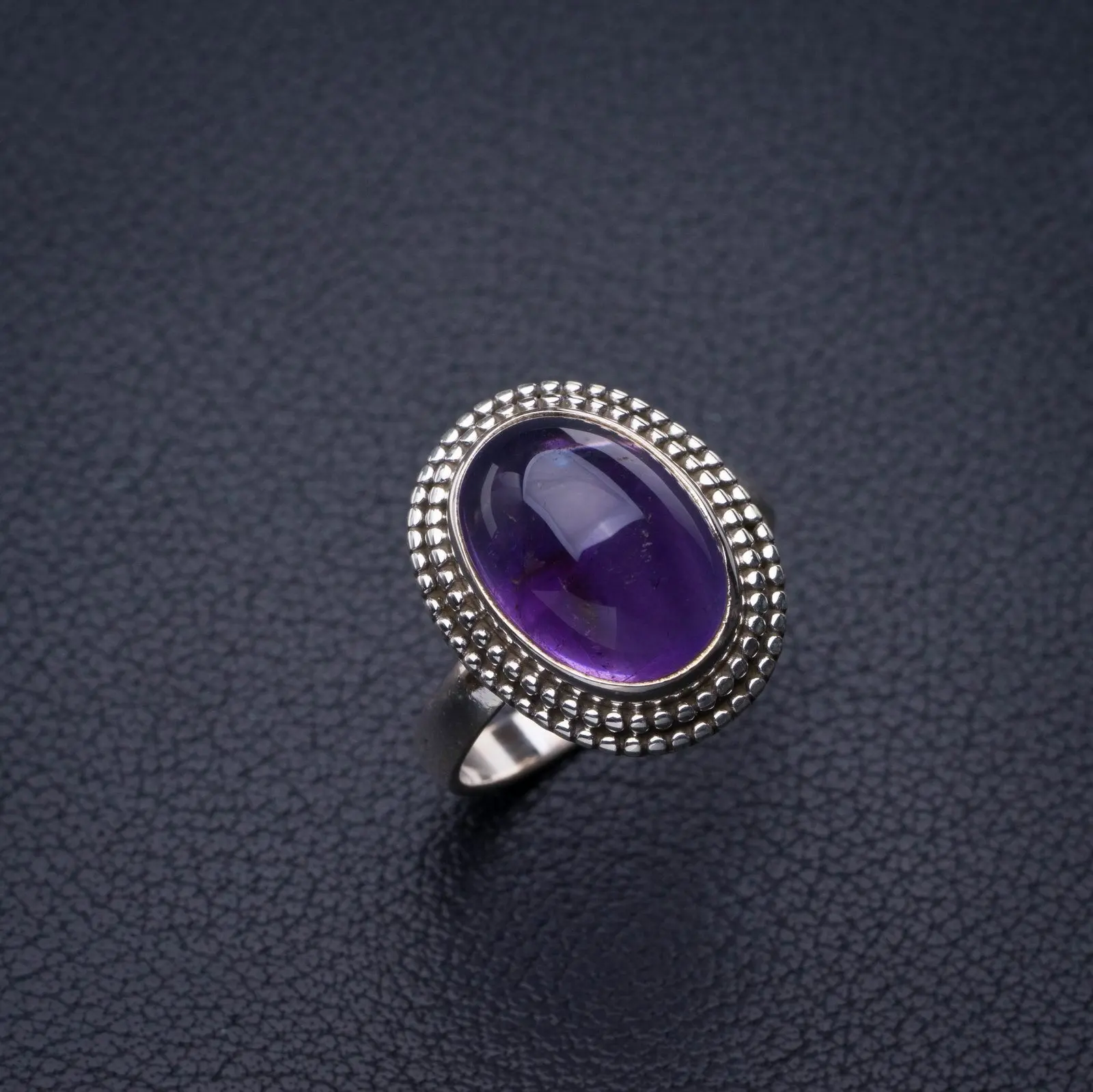 StarGems Natural Amethyst Handmade 925 Sterling Silver Ring 7.5 E2465
StarGems Natural Amethyst Handmade 925 Sterling Silver Ring 7.5 E2465