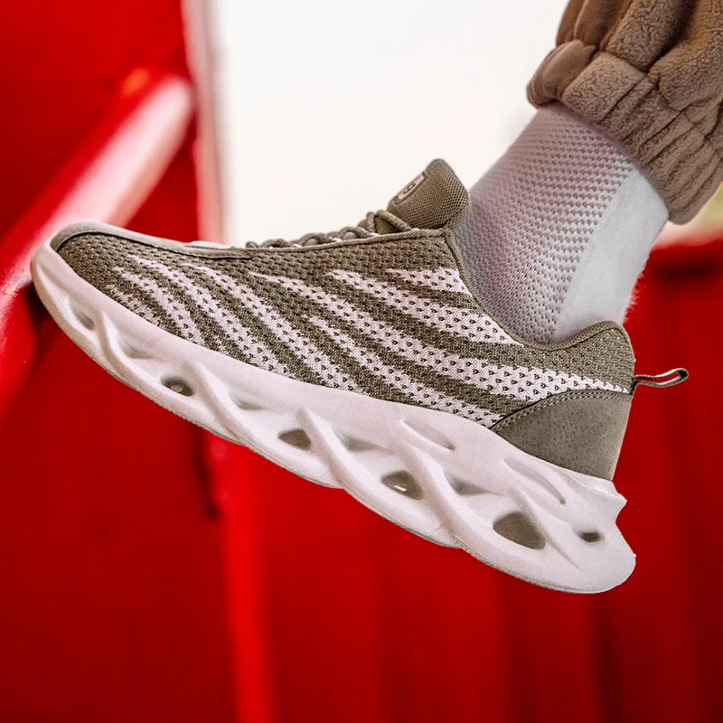 Breathable Men's Flat Sneakers 2020 Spring Fahion Street Men Trainers Shoes Casual Comfortable Male Footwear Sapato Masculino
Breathable Men's Flat Sneakers 2020 Spring Fahion Street Men Trainers Shoes Casual Comfortable Male Footwear Sapato Masculino