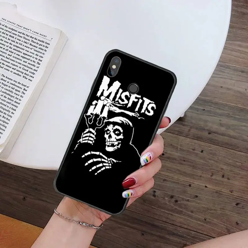hot skull Punk Rock Phone Case For Xiaomi Redmi 7 9t 9se k20 mi8 max3 lite 9 note 8 9s 10 pro Soft Silicone Shell Cover Funda
hot skull Punk Rock Phone Case For Xiaomi Redmi 7 9t 9se k20 mi8 max3 lite 9 note 8 9s 10 pro Soft Silicone Shell Cover Funda