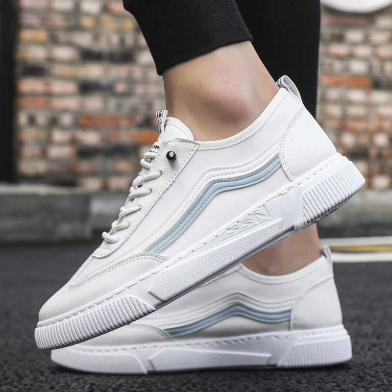 New Arrival Sports Shoes Mens Graffiti Leather Flats Male Sneakers Designer Man Running Shoes Tide Board Shoes Mixed Colors 2020
New Arrival Sports Shoes Mens Graffiti Leather Flats Male Sneakers Designer Man Running Shoes Tide Board Shoes Mixed Colors 2020