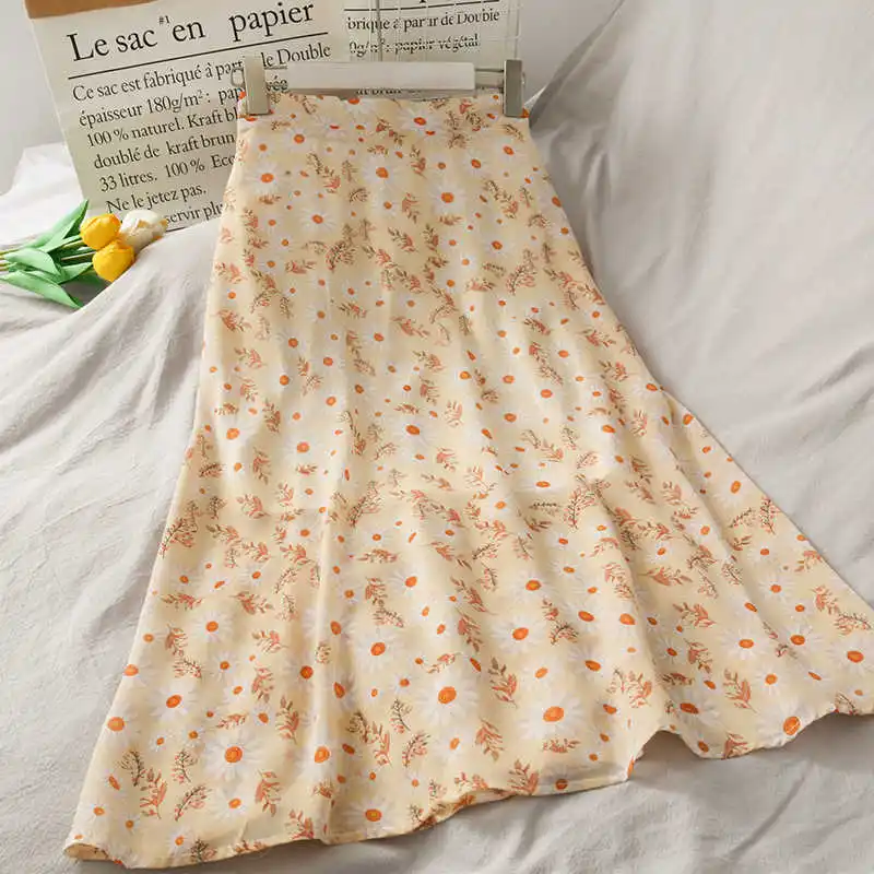 Women Vintage Fashion Floral Chiffon Skirts Y2K 2021 Summer Elastic High Waist Casual Midi Skirt
Women Vintage Fashion Floral Chiffon Skirts Y2K 2021 Summer Elastic High Waist Casual Midi Skirt