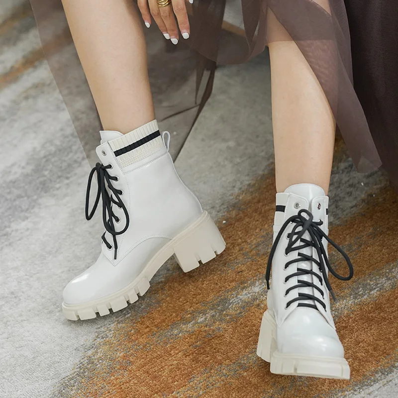 Genuine Cow Leather Martin boots thick-soled round toe British style lace-up single boots ankle boots women
Genuine Cow Leather Martin boots thick-soled round toe British style lace-up single boots ankle boots women