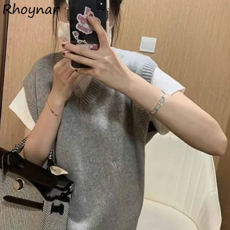 Женский свитер, жилет с V-образным вырезом, популярная Повседневная универсальная Минималистичная уличная одежда без рукавов в Корейском с...
Женский свитер, жилет с V-образным вырезом, популярная Повседневная универсальная Минималистичная уличная одежда без рукавов в Корейском с...