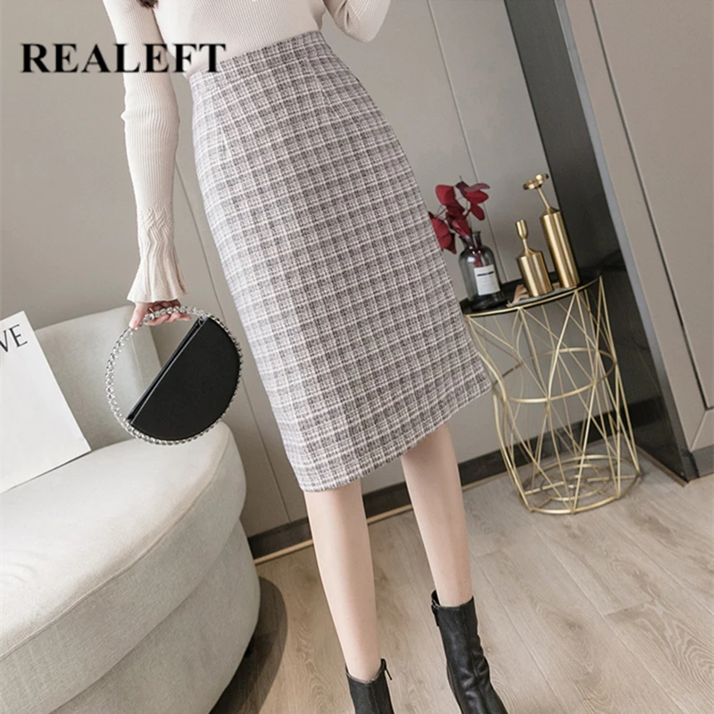 REALEFT Plaid Woolen A-Line Women Skirt 2020 New Autumn Winter Women Elegant Office Ladies High Waist Back Split Midi Skirts
REALEFT Plaid Woolen A-Line Women Skirt 2020 New Autumn Winter Women Elegant Office Ladies High Waist Back Split Midi Skirts