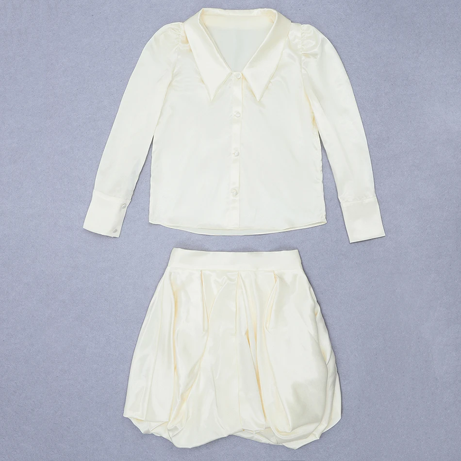 2020 Autumn New Fashion Women'S Beige 2 Two-Piece Set Sexy V-Neck Long Sleeve Short Top + High Waist Skirt Club Party Suit 
2020 Autumn New Fashion Women'S Beige 2 Two-Piece Set Sexy V-Neck Long Sleeve Short Top + High Waist Skirt Club Party Suit