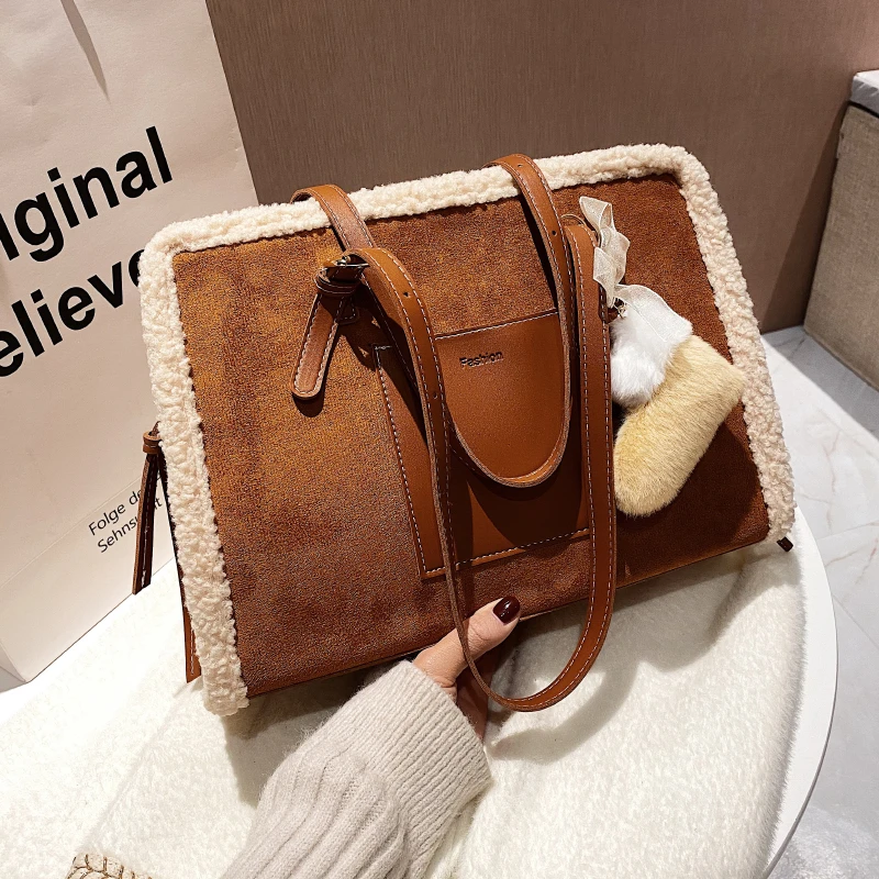 New Quilted Handbag Female Big Kawaii Totes High Quality Ladies Square Shoulder Soft Vintage Kawaii Tote Bag 2022 Winter Fashion
New Quilted Handbag Female Big Kawaii Totes High Quality Ladies Square Shoulder Soft Vintage Kawaii Tote Bag 2022 Winter Fashion