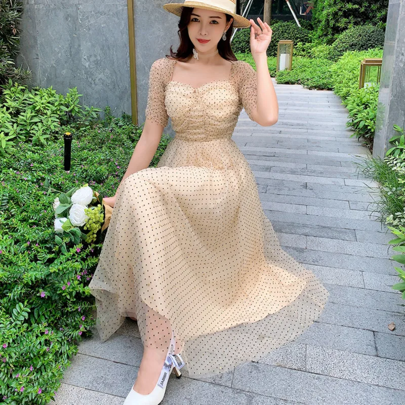 New 2021 Summer Runway Sexy Mesh Dress Women's Square Collar Fashion Flocking Gauze Polka Dot Party Long Vacation Dress
New 2021 Summer Runway Sexy Mesh Dress Women's Square Collar Fashion Flocking Gauze Polka Dot Party Long Vacation Dress