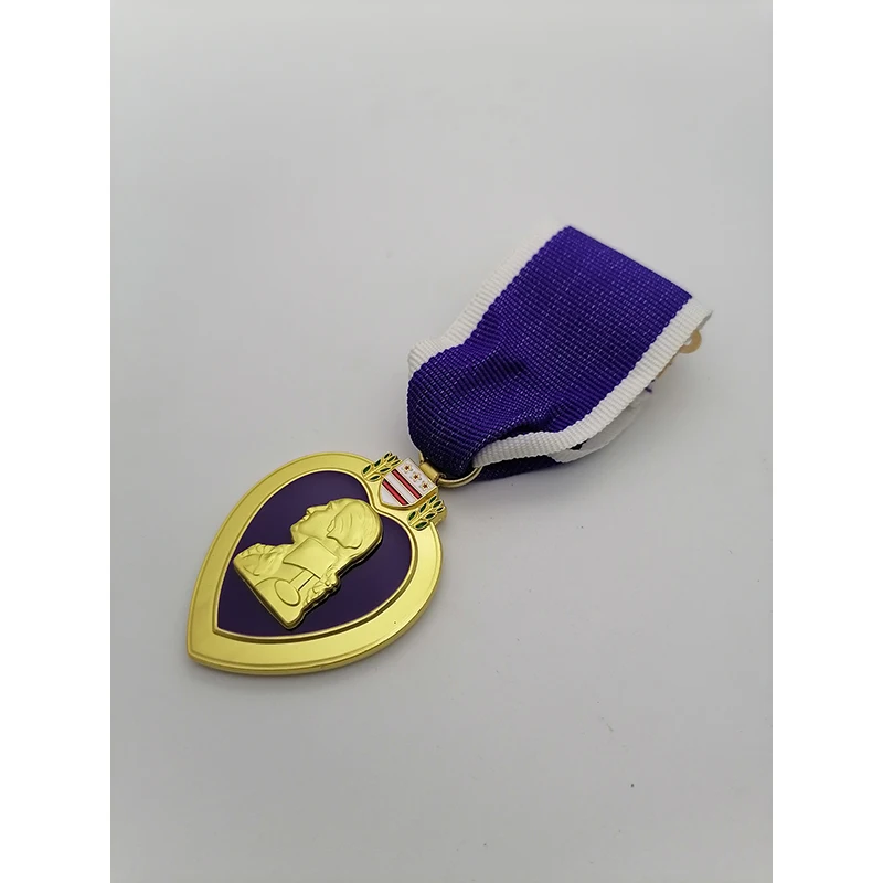 Индивидуальный Сувенирный золотистый значок с эмблемой 
Индивидуальный Сувенирный золотистый значок с эмблемой