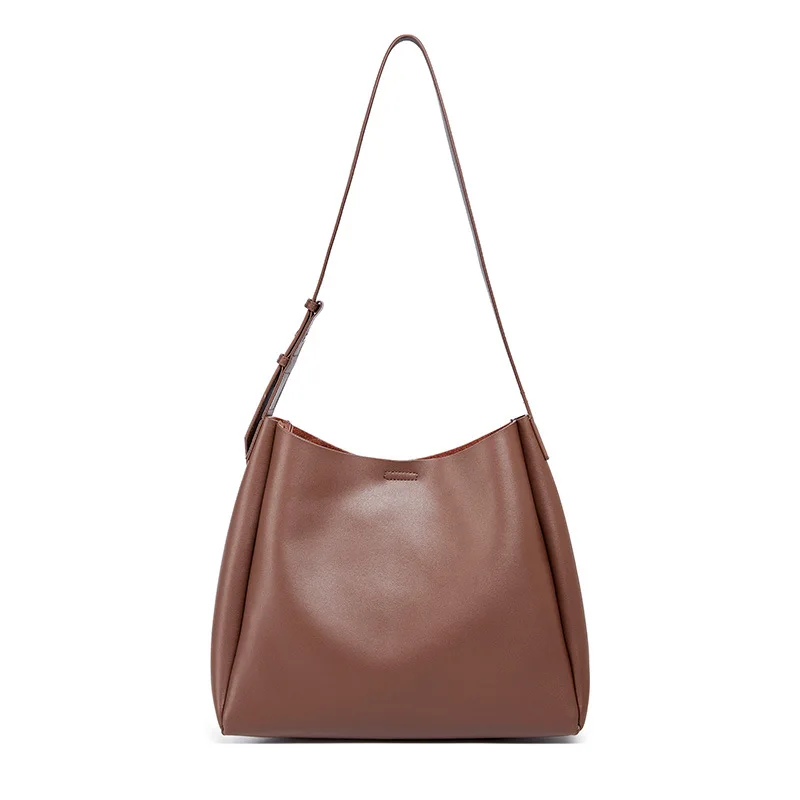 2021 New minimalist fashion tote bag large-capacity leather one-shoulder bucket bag mother bag
2021 New minimalist fashion tote bag large-capacity leather one-shoulder bucket bag mother bag