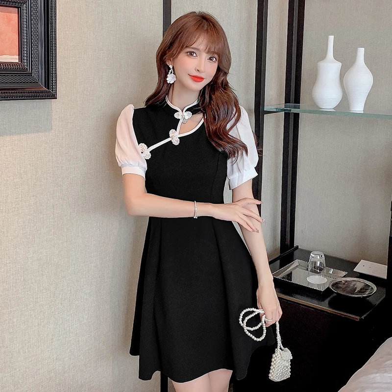 Make the new summer little improved cheongsam cultivate one's morality show thin black skirt
Make the new summer little improved cheongsam cultivate one's morality show thin black skirt