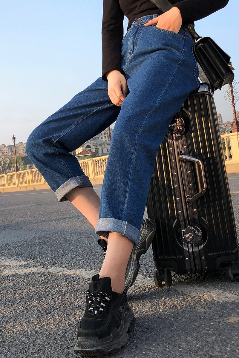 4 Color Mom Jeans Woman Elastic Waist High Wais Plus Size Denim Pants Boyfriend Jeans for Women Washed Cotton 2021 Fashion
4 Color Mom Jeans Woman Elastic Waist High Wais Plus Size Denim Pants Boyfriend Jeans for Women Washed Cotton 2021 Fashion
