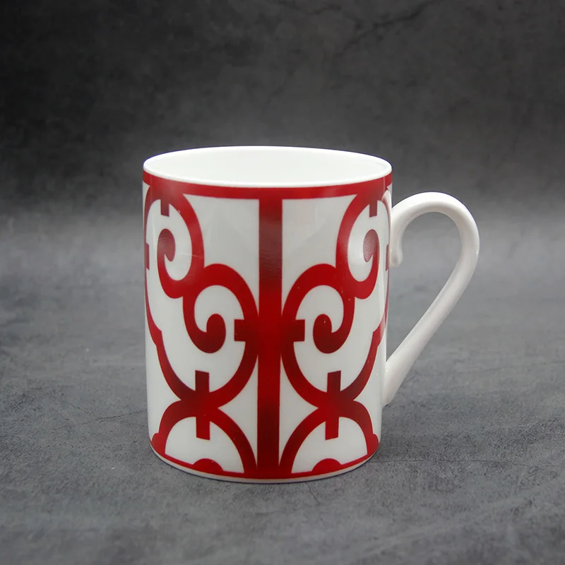 European Style Bone China Coffee mug High Grade Bone China Afternoon Tea Cups Ceramic Mug for Coffee Gift Box Free Shipping
European Style Bone China Coffee mug High Grade Bone China Afternoon Tea Cups Ceramic Mug for Coffee Gift Box Free Shipping