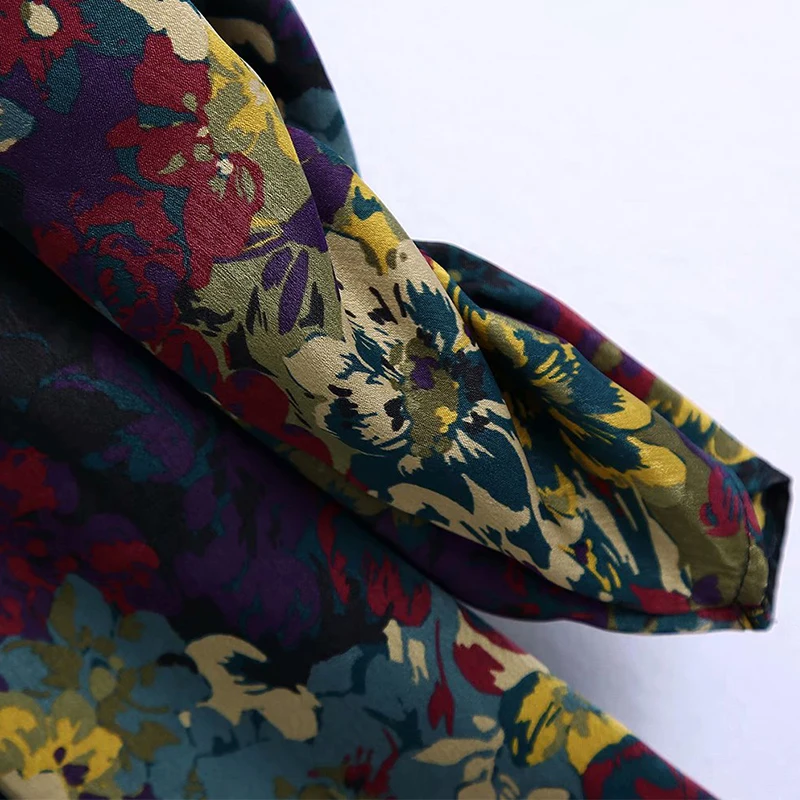 New Arrival Summer Floral Retro Printed Dress 2020 Women Fashion V-neck Long Sleeve Above Knee Dress Woman Elegant Dresses
New Arrival Summer Floral Retro Printed Dress 2020 Women Fashion V-neck Long Sleeve Above Knee Dress Woman Elegant Dresses