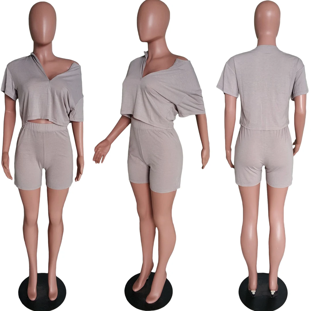 Pure Color Two-Piece Large Size Women's Sexy V-Neck Short-sleeved Top And Shorts With Fashionable Casual Sports Suit 2021 New
Pure Color Two-Piece Large Size Women's Sexy V-Neck Short-sleeved Top And Shorts With Fashionable Casual Sports Suit 2021 New