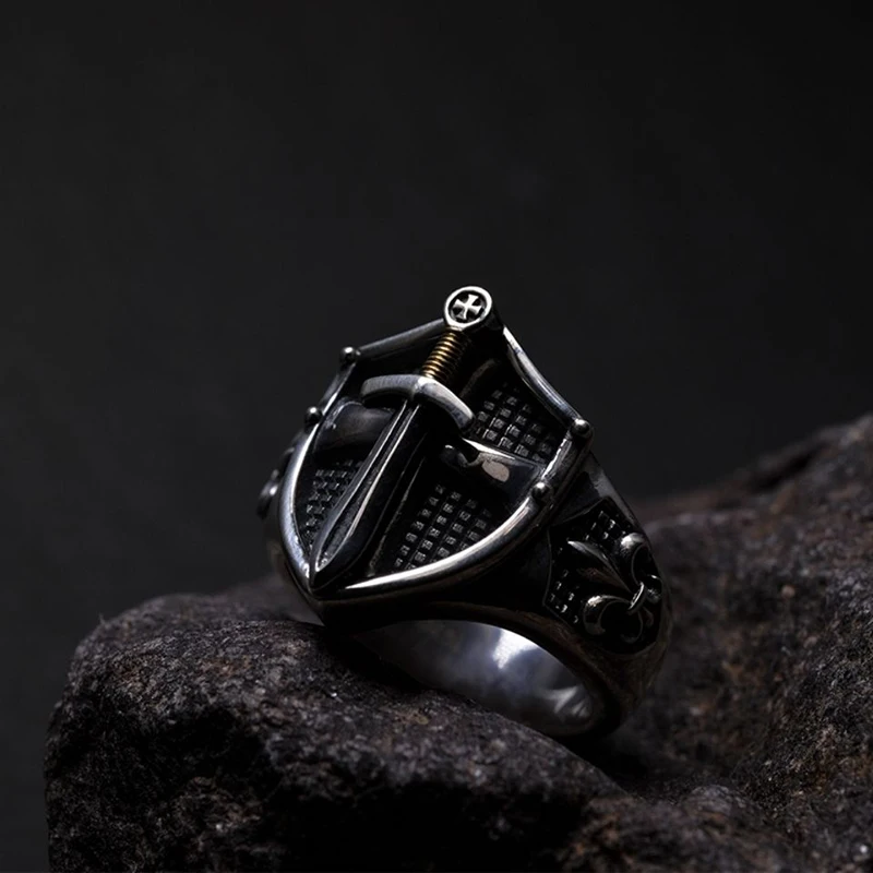 New Design Shield Men's Silver Ring Retro European And American Style Personality Trend Ring Jewelry Accessories
New Design Shield Men's Silver Ring Retro European And American Style Personality Trend Ring Jewelry Accessories