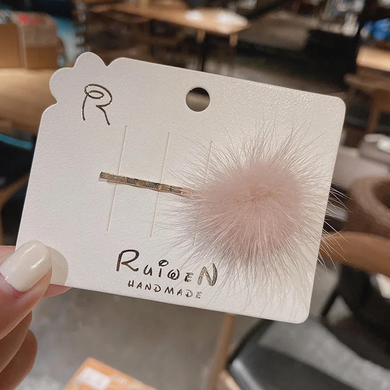 MueRaa Hairy Korean Style Alloy Hair Clips Hairpins For Women Girls Hair Accessories Elegant Retro Woman Hairgrips Headwear
MueRaa Hairy Korean Style Alloy Hair Clips Hairpins For Women Girls Hair Accessories Elegant Retro Woman Hairgrips Headwear