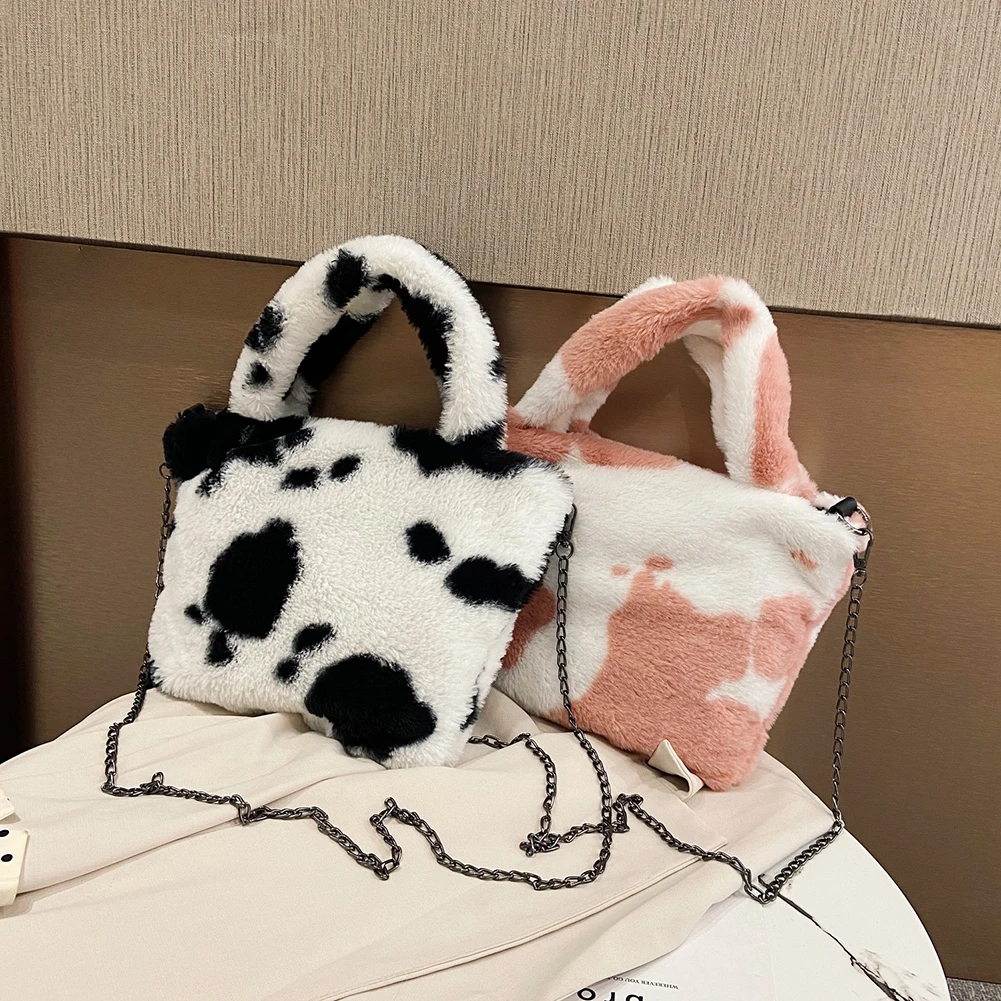 2020 Autumn Women Small Plush Tote Simple Warm Cloth Bags Embroidery Handbag High Quality Eco Makeup Bag Purses For Girls
2020 Autumn Women Small Plush Tote Simple Warm Cloth Bags Embroidery Handbag High Quality Eco Makeup Bag Purses For Girls