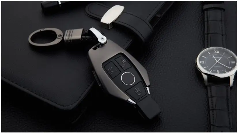 New Silver/Black/Gold/Colorful Optional Metal Alloy Anti-Scratch Key Case key Protection Fit For Benz GLA C Class B Class
New Silver/Black/Gold/Colorful Optional Metal Alloy Anti-Scratch Key Case key Protection Fit For Benz GLA C Class B Class