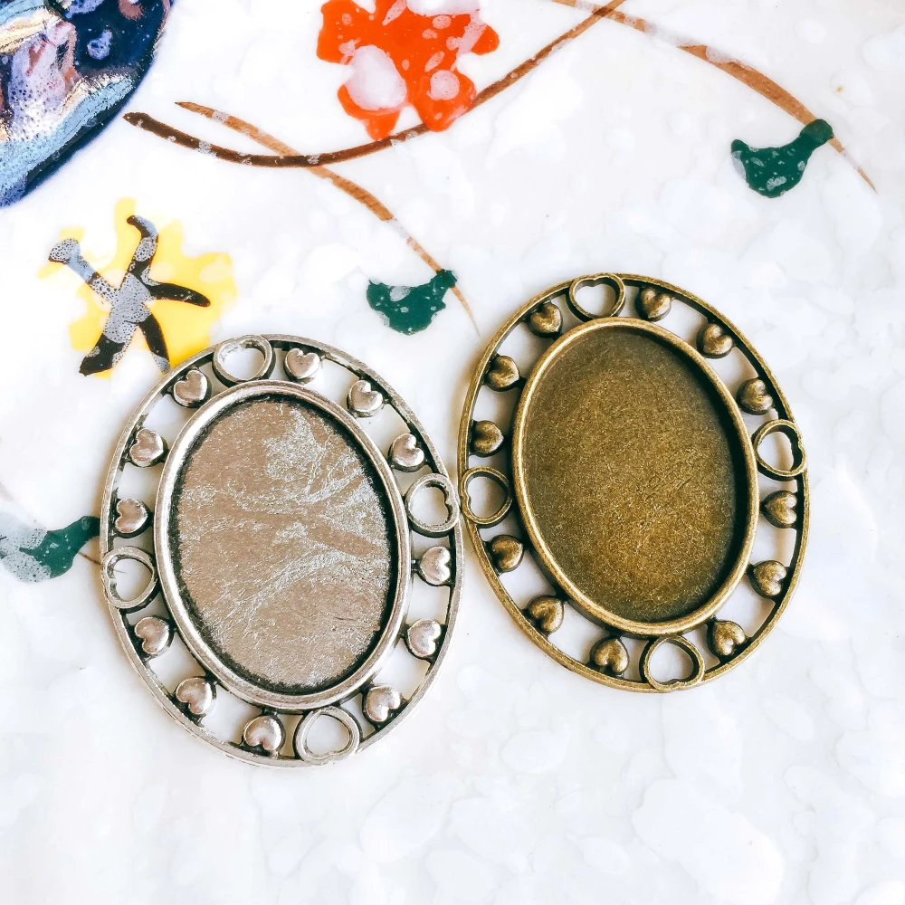 18x25mm Antique Bronze Silver Color Glass Cabochon Base Necklace Pendant Setting Jewelry Accessories Diy Material 5pcs T271
18x25mm Antique Bronze Silver Color Glass Cabochon Base Necklace Pendant Setting Jewelry Accessories Diy Material 5pcs T271