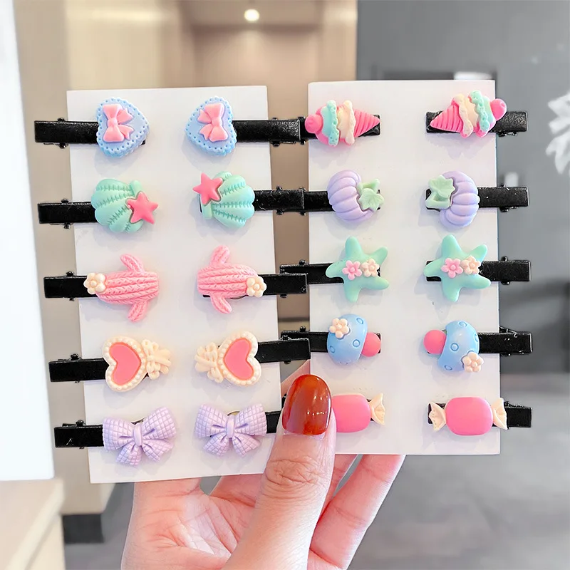 2021 hair clip set Girl Cute Hair bands Hair Accessories Bow Flower fruit headwear Hairpins cartoon hair band Hairpin Headdress
2021 hair clip set Girl Cute Hair bands Hair Accessories Bow Flower fruit headwear Hairpins cartoon hair band Hairpin Headdress