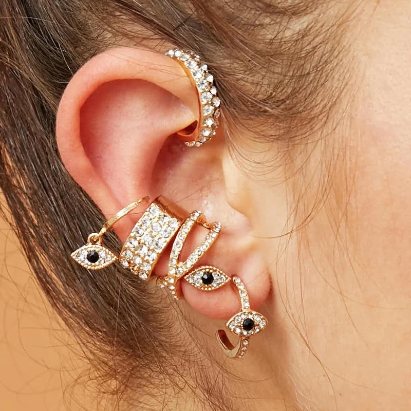Temperament Versatile Earbone Clip Earrings Female Charming Zircon Evil Eye Clip Earrings Gold Earrings Jewelry Earrings Set
Temperament Versatile Earbone Clip Earrings Female Charming Zircon Evil Eye Clip Earrings Gold Earrings Jewelry Earrings Set