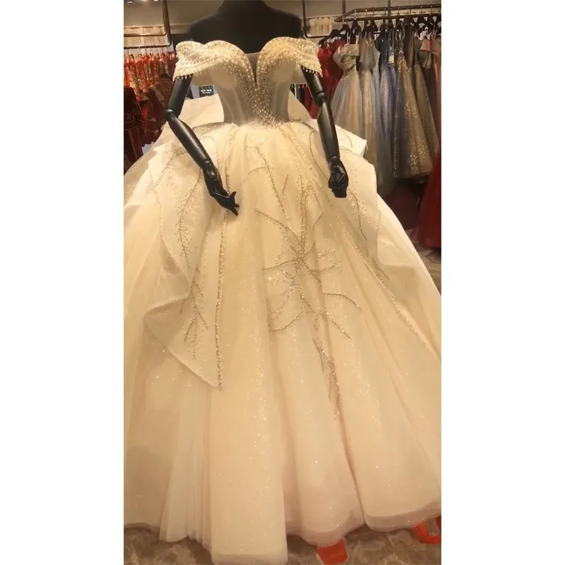 Real Photo Vestido Noiva 2021 Glitter Simple Wedding Dress Off The Shoulder Bridal Ball Gown Luxury Brautkleid Robe De Mariage
Real Photo Vestido Noiva 2021 Glitter Simple Wedding Dress Off The Shoulder Bridal Ball Gown Luxury Brautkleid Robe De Mariage