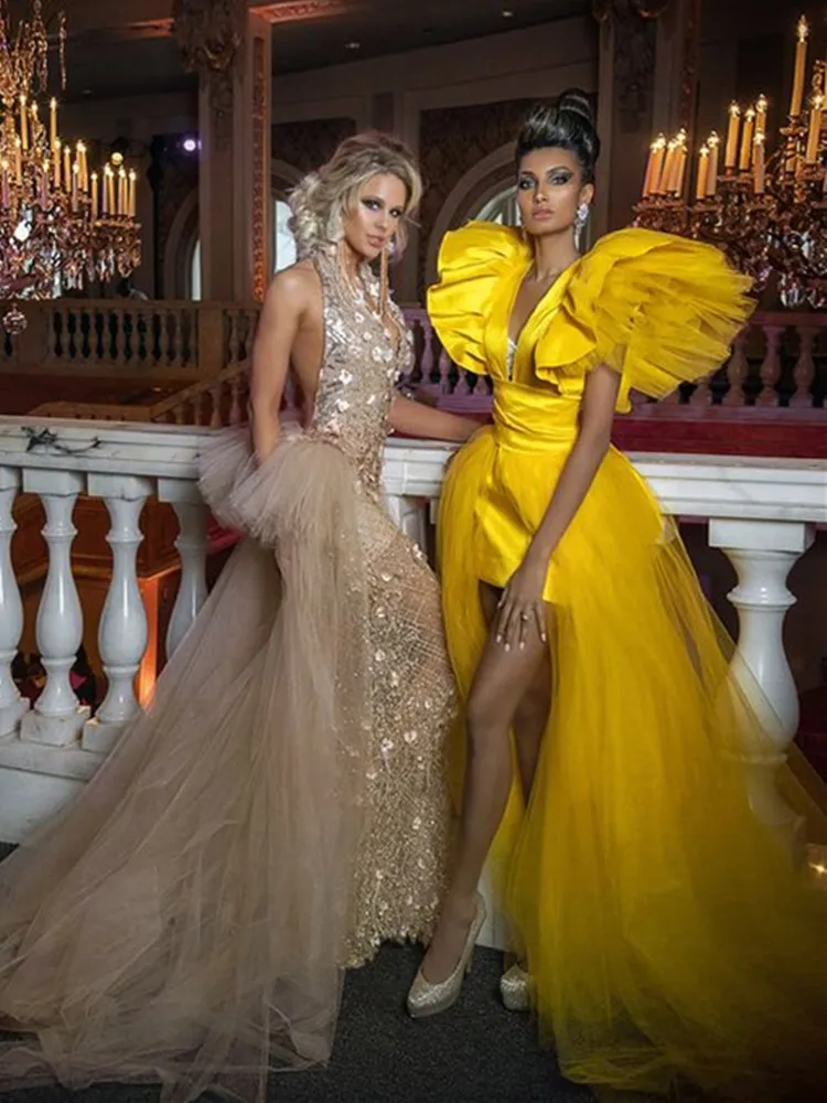 Sexy Gold High Low Prom Dresses With Tutu Detachable Train Deep V-neck Ruffles 2 Pieces Prom Gowns Over-skirt 
Sexy Gold High Low Prom Dresses With Tutu Detachable Train Deep V-neck Ruffles 2 Pieces Prom Gowns Over-skirt
